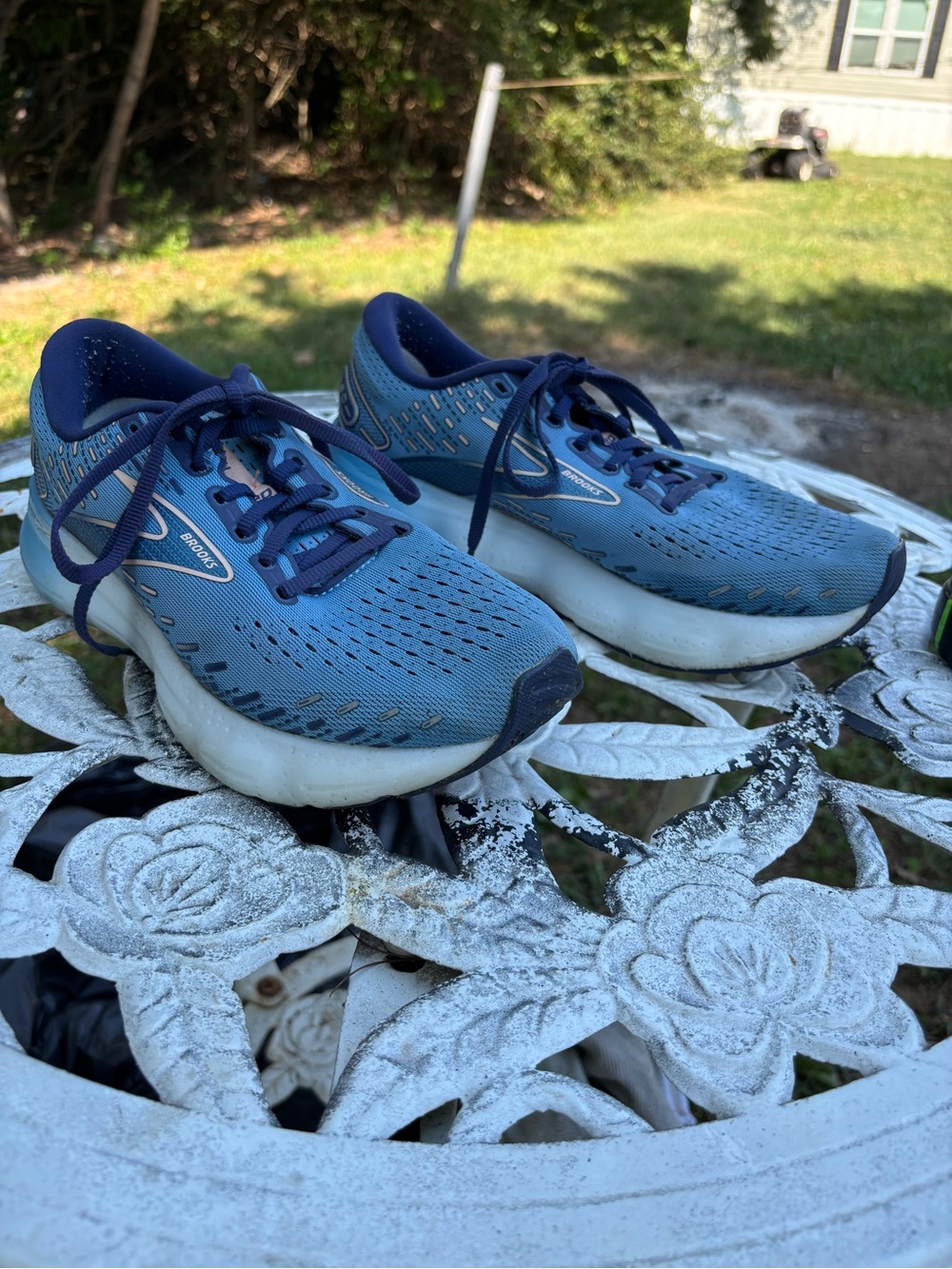 Brooks Men’s Glycerin 20 Max Cushioning Athletic Shoes in Blue and Navy